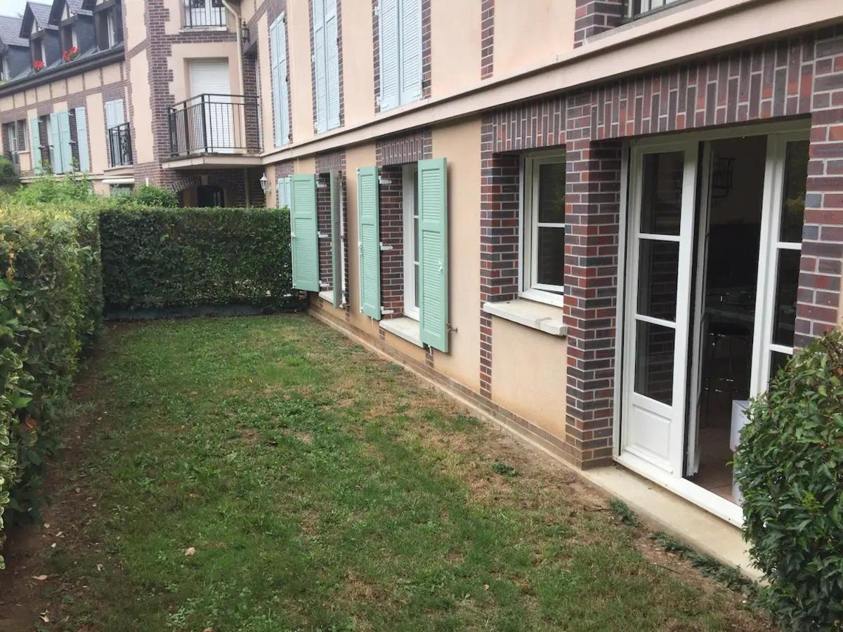 Beautiful Ground Floor 2 Bedroom Apartment オンフルール エクステリア 写真